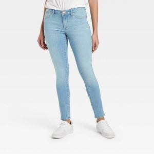 Universal Thread mid-rise skinny jeans